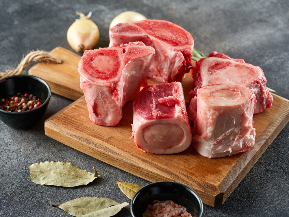Rindfleisch,Knochen,zur,Herstellung,von,Brühe,Roh,Rindfleisch,Knochen,für,Suppe.