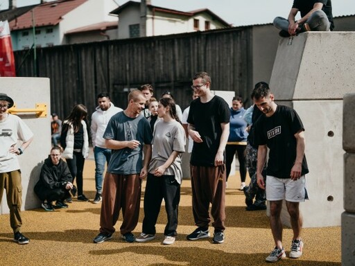 Wir haben einen neuen Parkour-Park erffnet